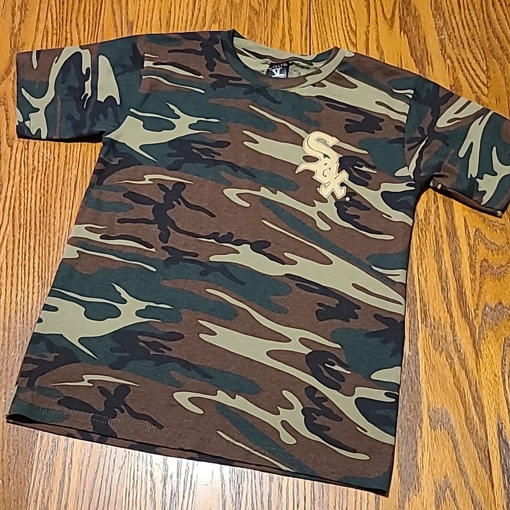 Chicago White Sox Camo Shirt - Boys Large